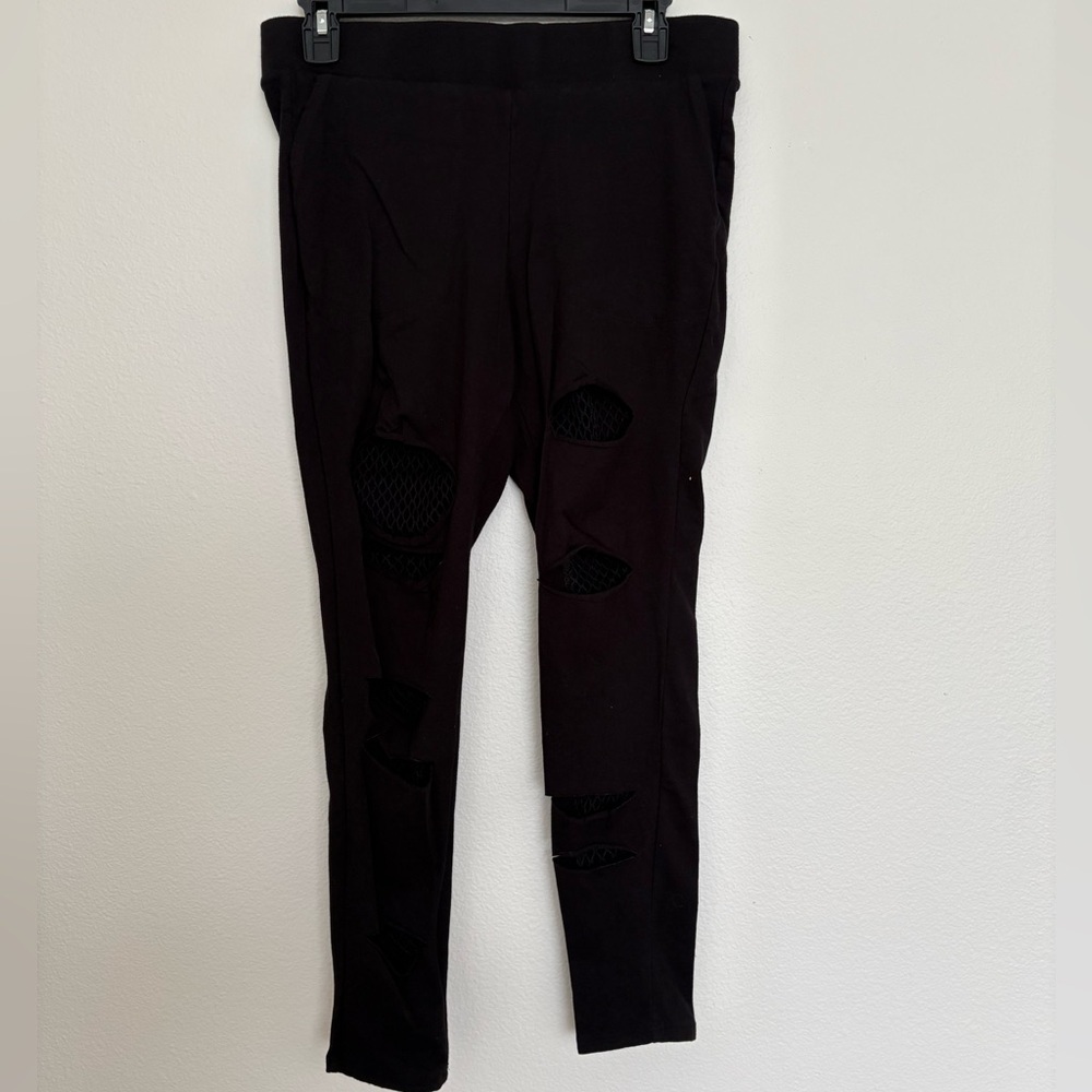 Torrid Black Ripped/Distressed Black Leggings Size 1